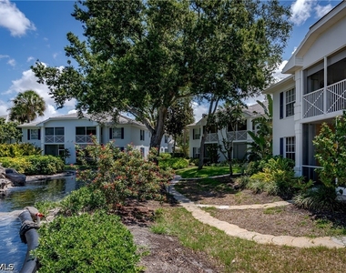 7046 Barrington Circle - Photo Thumbnail 5