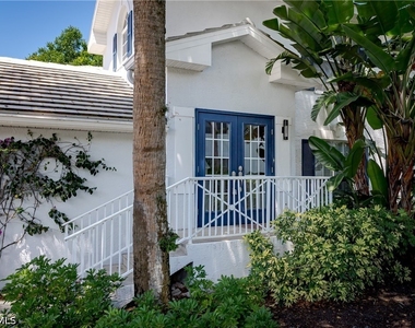 7046 Barrington Circle - Photo Thumbnail 4