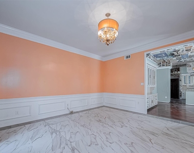 5415 Olympia Fields Lane - Photo Thumbnail 11