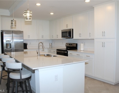 5715 Double Eagle Circle - Photo Thumbnail 2