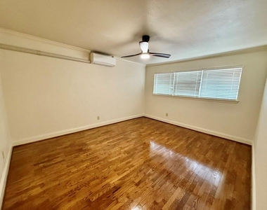 2812 Wichita - Photo Thumbnail 8