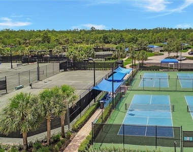 7674 Jacaranda Lane - Photo Thumbnail 40