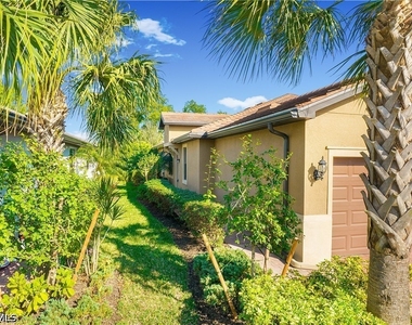 7674 Jacaranda Lane - Photo Thumbnail 25