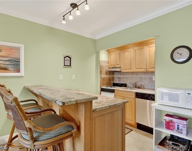 167 N Collier Boulevard - Photo Thumbnail 5