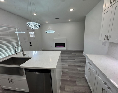 4604 Bricker Street - Photo Thumbnail 3