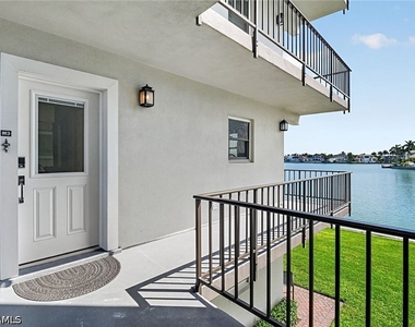 3400 Gulf Shore Boulevard N - Photo Thumbnail 11