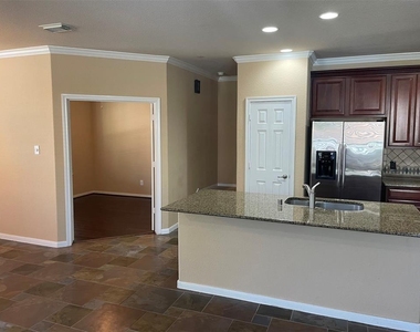 15 Innerwoods Place - Photo Thumbnail 7