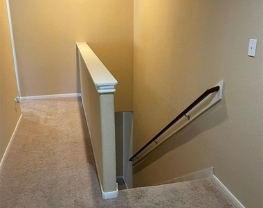 15 Innerwoods Place - Photo Thumbnail 16