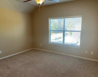15 Innerwoods Place - Photo Thumbnail 19