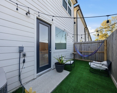 5929 Haring Lane - Photo Thumbnail 20