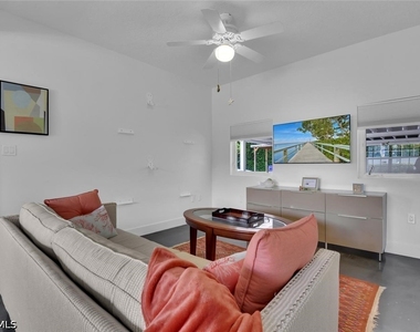 2143 Marina Drive - Photo Thumbnail 45