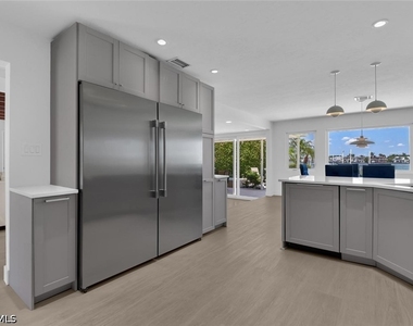 2143 Marina Drive - Photo Thumbnail 7