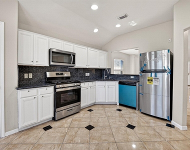 9918 Pierre Court - Photo Thumbnail 8