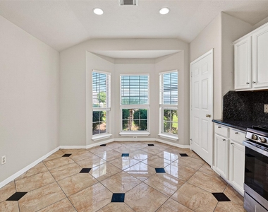 9918 Pierre Court - Photo Thumbnail 10