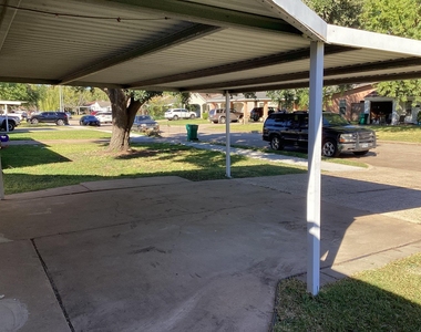 3118 Grant Street - Photo Thumbnail 14