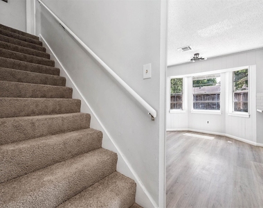 9014 Landwood Drive - Photo Thumbnail 14