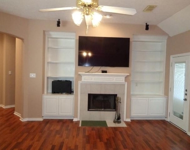 58 Parkway Place - Photo Thumbnail 6