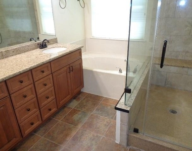 58 Parkway Place - Photo Thumbnail 16