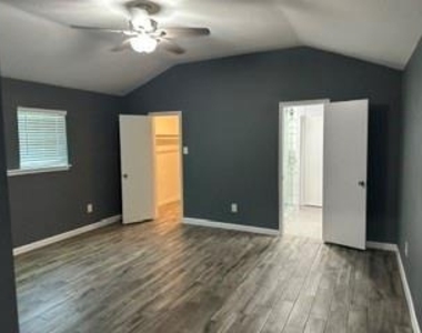 1914 Quail Green Court - Photo Thumbnail 19