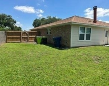 1914 Quail Green Court - Photo Thumbnail 8