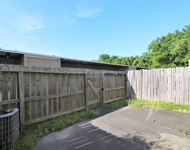 2115 E Weldon - Photo Thumbnail 19
