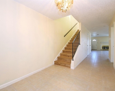 2115 E Weldon - Photo Thumbnail 3