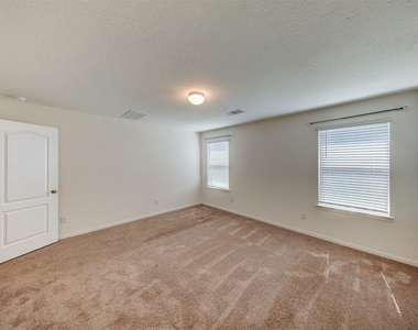7218 Bakersfield Court - Photo Thumbnail 19