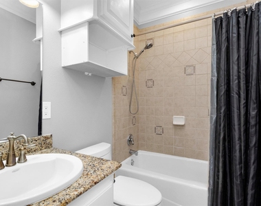 304 Vincent Street - Photo Thumbnail 17