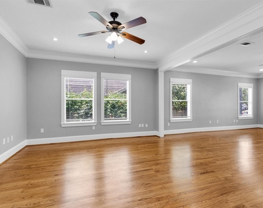 304 Vincent Street - Photo Thumbnail 8