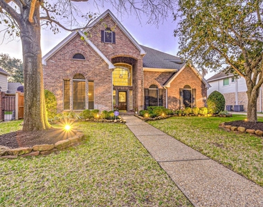 1914 Sand Hollow Lane - Photo Thumbnail 2