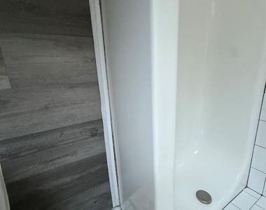 8714 Ilona Lane - Photo Thumbnail 5