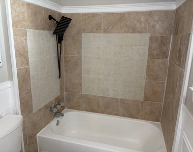 5530 Lakefield Drive - Photo Thumbnail 15