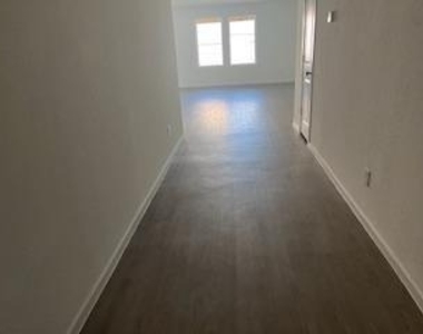 1015 Gentle Nook Drive - Photo Thumbnail 16
