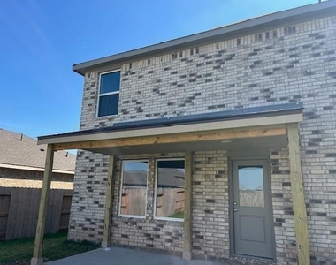 1015 Gentle Nook Drive - Photo Thumbnail 1