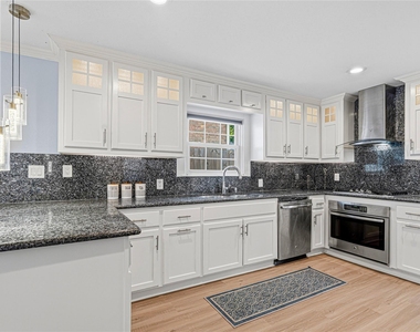 4002 Merrick Street - Photo Thumbnail 15