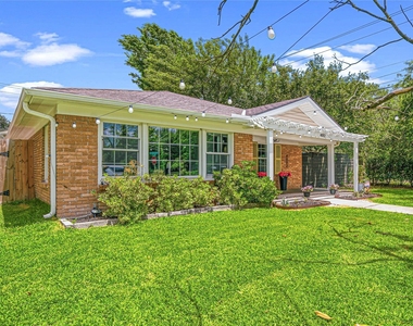 4002 Merrick Street - Photo Thumbnail 1