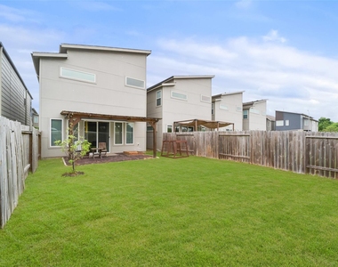 6809 Rocinante Lane - Photo Thumbnail 27