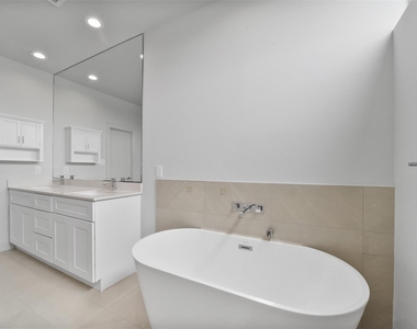 6809 Rocinante Lane - Photo Thumbnail 19