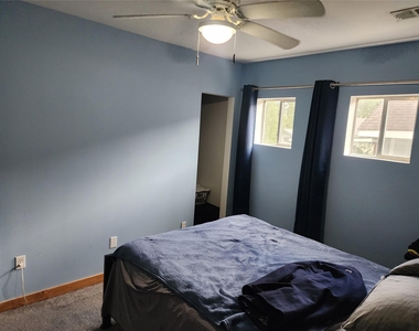 617 E 12th 1/2 Street - Photo Thumbnail 7