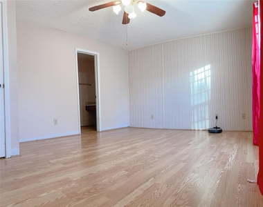 19518 Munsey Court - Photo Thumbnail 24
