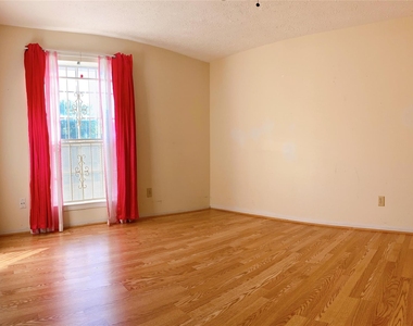 19518 Munsey Court - Photo Thumbnail 18