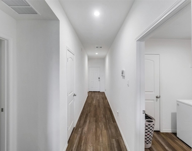 40519 Crisp Beech Street - Photo Thumbnail 7