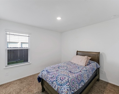 40519 Crisp Beech Street - Photo Thumbnail 9