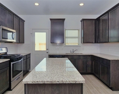 23118 Bright Light Lane - Photo Thumbnail 5