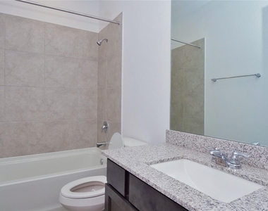 23118 Bright Light Lane - Photo Thumbnail 9