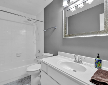 27186 Kings Manor Drive S - Photo Thumbnail 24
