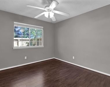 27186 Kings Manor Drive S - Photo Thumbnail 22