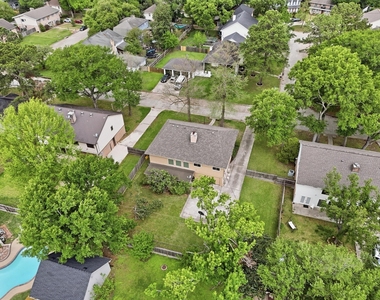 8115 Theisswood Road - Photo Thumbnail 32