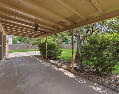 8115 Theisswood Road - Photo Thumbnail 27
