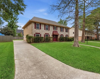 8115 Theisswood Road - Photo Thumbnail 1